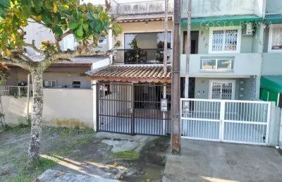 Casa com 2 quartos à venda na Travessa Florai 3, Riviera, Matinhos