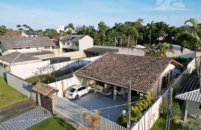 Casa com 4 quartos à venda na Rua José Bigarela, 531, Caiobá, Matinhos