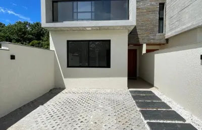 Casa moderna com ampla área e iluminada: a oportunidade que você esperava!