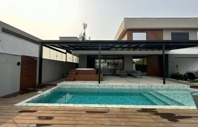 Casa de alto padrão à venda na região mais nobre dos ingleses – florianópolis/sc