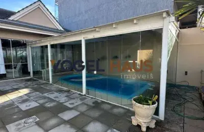 Casa com 7 quartos à venda no Centro, Tramandaí 