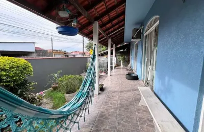 Casa com 3 quartos à venda na rua fidélis govoni, 338, campeche, florianópolis por r$ 1.900.000