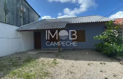 Casa com 2 quartos à venda na servidão dunas da joaquina, 49, rio tavares, florianópolis por r$ 790.000