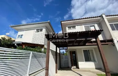 Casa em condomínio fechado com 3 quartos à venda na rua marinas do campeche, 162, campeche, florianópolis por r$ 1.100.000
