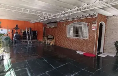Casa com 3 quartos à venda no Jardim Ismênia, São José dos Campos 