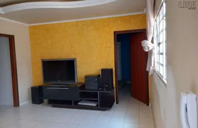 Casa com 3 quartos para alugar na Avenida Cidade Jardim, Jardim Satélite, São José dos Campos