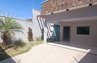Vendo casa de 3 quartos no setor santos dumont  casa de rua com 3 quarto(s) e 2 banheiro(s) à venda, 145 por r$ 680.000 no setor setor santos dumont vn7928