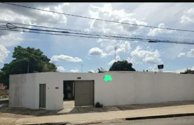 Casa no jardim tropical casa de rua com 4 quarto(s) e 3 banheiro(s) à venda, 180 por r$ 930.000 no setor jardim tropical ad8528
