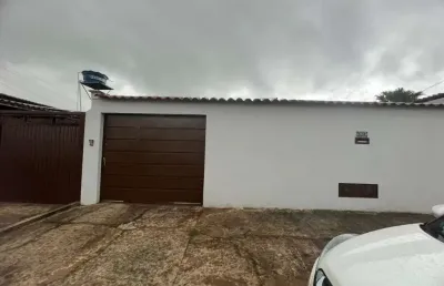 Casa 3 quartos - cidade jardim casa de rua com 3 quarto(s) e 2 banheiro(s) à venda, 150 por r$ 630.000 no setor cidade jardim fl18180