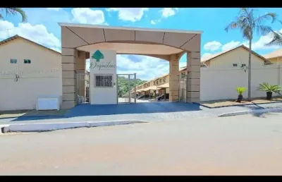 Casa/sobrado  casa em condomínio com 3 quarto(s) e 4 banheiro(s) à venda, 120 por r$ 750.000 no setor sítios santa luzia ad19704
