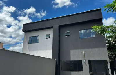 Sobrado geminado - 4q c/ 1 suíte - resid. garavelo park casa de rua com 4 quarto(s) e 5 banheiro(s) à venda, 97.74 por r$ 480.000 no setor residencial garavelo park ax21852