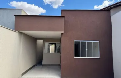 Casa de rua 2q sendo 1suíte, prox campus  ii ufg casa de rua com 2 quarto(s) e 2 banheiro(s) à venda, 72.75 por r$ 280.000 no setor vila atalaia ad22932
