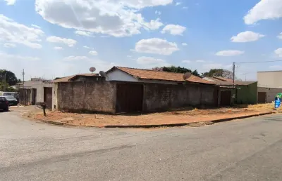 Lote com 4 barracoes antigos lote à venda, 330 por r$ 480.000 no setor setor faicalville vn23254