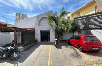 Casa comercial setor sul casa de rua com 2 quarto(s) e 3 banheiro(s) à venda, 700 por r$ 1.200.000 no setor setor sul st24984