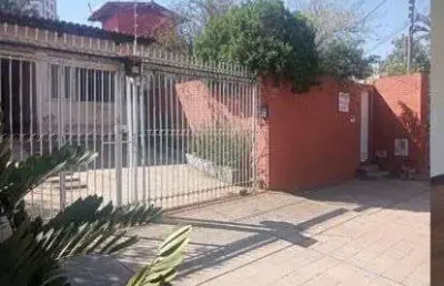 Casa à venda no setor sul – 3 quartos, sauna e piscina para seu conforto! casa de rua com 3 quarto(s) e 2 banheiro(s) à venda, 297 por r$ 1.200.000 no setor setor sul ad25137
