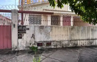Casa de rua setor oeste casa de rua com 8 quarto(s) e 4 banheiro(s) à venda, 383.95 por r$ 1.600.000 no setor setor oeste st25235