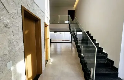 Sobrado 240 m2 3 suítes jardins bolonha senador canedo go casa em condomínio com 3 quarto(s) e 5 banheiro(s) à venda, 240 por r$ 1.570.000 no setor jardins bolonha ad25337