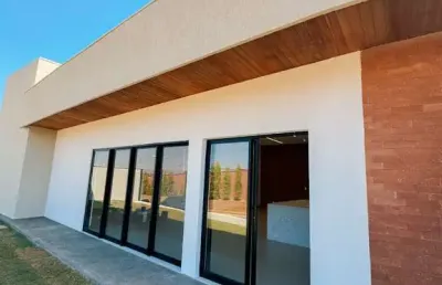 Casa térrea jardins capri casa em condomínio com 3 quarto(s) e 4 banheiro(s) à venda, 423 por r$ 1.600.000 no setor jardins capri ad25460