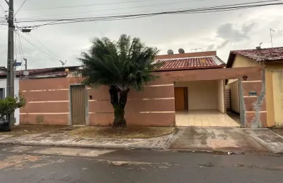 Casa usada sozinha no lote, jardim europa três quartos casa de rua com 3 quarto(s) e 3 banheiro(s) à venda, 223 por r$ 790.000 no setor jardim europa vn26204