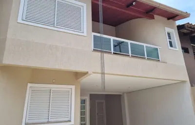 Sobrado nova suiça sobrado com 4 quarto(s) e 6 banheiro(s) à venda, 200 por r$ 1.500.000 no setor nova suiça ad26750