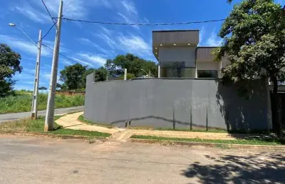 Casa térrea - setor sevene - passeio das águas shopping casa de rua com 3 quarto(s) e 4 banheiro(s) à venda, 103 por r$ 735.000 no setor residencial hugo de moraes ad27254