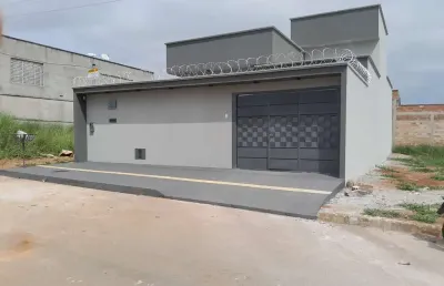 Casa no residencial recanto das emas  casa de rua com 3 quarto(s) e 2 banheiro(s) à venda, 200 por r$ 700.000 no setor residencial recanto das emas in27862