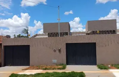 Casa 3 qts, 1 suite e área gourmet com churrasqueira a carvão casa de rua com 3 quarto(s) e 3 banheiro(s) à venda, 102.28 por r$ 349.900 no setor pontal sul - acréscimo ad27896