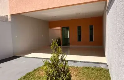 Casa térrea 3 quartos no setor garavelo casa de rua com 3 quarto(s) e 2 banheiro(s) à venda, 101.16 por r$ 320.000 no setor garavelo residencial park au28040