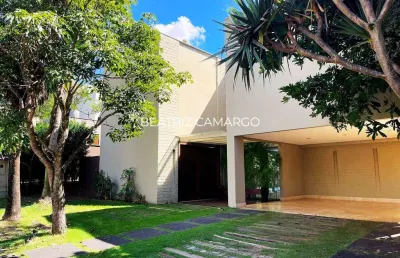 Casa sobrado no alphaville flamboyant ipês próxima ao lago casa em condomínio com 4 quarto(s) e 8 banheiro(s) à venda, 285 por r$ 3.800.000 no setor residencial alphaville flamboyant ad25600
