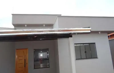 Casa de rua casa de rua com 2 quarto(s) e 2 banheiro(s) à venda, 84 por r$ 250.000 no setor setor sul vn26718