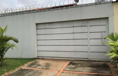 Casa aconchegante casa de rua com 3 quarto(s) e 2 banheiro(s) à venda, 170 por r$ 700.000 no setor setor conde dos arcos vn27276
