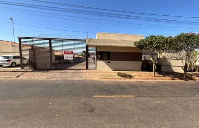 Casa em condomínio com 3 quartos à venda, 180 m² por r$ 379.900 - sítios vale das brisas - senador canedo/go casa em condomínio com 3 quarto(s) e 2 banheiro(s) à venda, 180.89 por r$ 379.990 no setor 