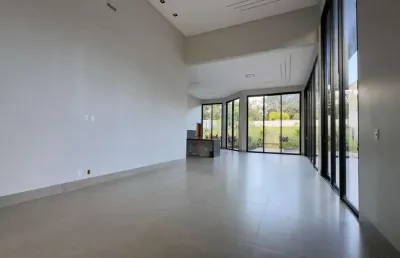 Casa térrea condominio villa verde 4 suítes  casa em condomínio com 4 quarto(s) e 5 banheiro(s) à venda, 280 por r$ 2.100.000 no setor residencial villa verde au29468