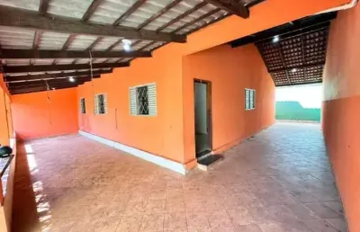 Casa 3 q/1s 180m2 - parque trindade (mcmv) casa de rua com 3 quarto(s) e 2 banheiro(s) à venda, 180 por r$ 430.000 no setor parque trindade ad29528
