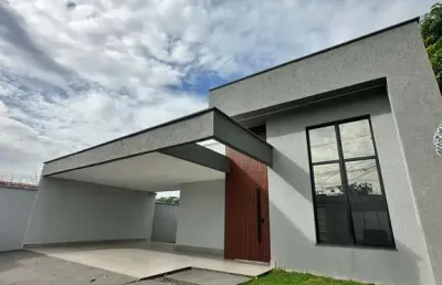 Casa 3q com suite sozinha no lote casa de rua com 3 quarto(s) e 2 banheiro(s) à venda, 165 por r$ 660.000 no setor jardim cristalino fl29685
