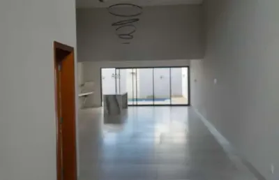 Linda casa jd. planalto casa de rua com 4 quarto(s) e 5 banheiro(s) à venda, 273 por r$ 1.800.000 no setor jardim planalto st30082