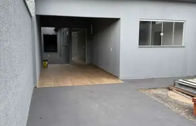 Casa a venda casa de rua com 3 quarto(s) e 2 banheiro(s) à venda, 98 por r$ 300.000 no setor setor colonial sul in30980