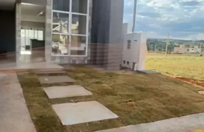 Jardins parma  casa em condomínio com 4 quarto(s) e 4 banheiro(s) à venda, 172 por r$ 1.300.000 no setor jardins parma ax30908