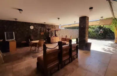Casa setor sul casa de rua com 4 quarto(s) e 2 banheiro(s) à venda, 303 por r$ 1.600.000 no setor setor sul vn30239