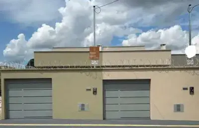 Casa setor monte pascoal  casa de rua com 3 quarto(s) e 2 banheiro(s) à venda, 102 por r$ 330.000 no setor residencial monte pascoal ad31401
