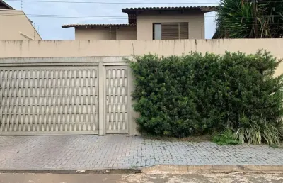 Sobrado com piscina no village veneza sobrado com 4 quarto(s) e 4 banheiro(s) à venda, 206.69 por r$ 1.300.000 no setor village veneza av31758