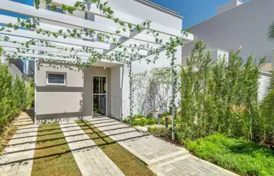 Ágio jardins berlim casa em condomínio com 3 quarto(s) e 3 banheiro(s) à venda, 121 por r$ 840.000 no setor jardins berlim ax13626