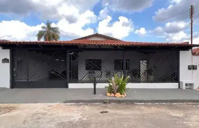 Casa casa de rua com 3 quarto(s) e 2 banheiro(s) à venda, 242 por r$ 650.000 no setor cidade satélite são luiz	 in31973