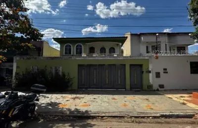 Sobrado 5 quartos, 2 suítes  sobrado com 6 quarto(s) e 5 banheiro(s) à venda, 350 por r$ 1.500.000 no setor jardim américa	 in32019