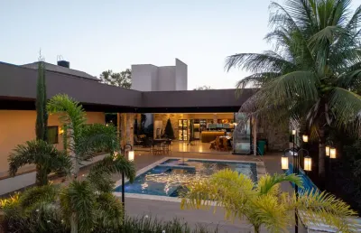 Casa 7q, sendo 6 suítes |lago corumbá iv - alto padrão  casa em condomínio com 7 quarto(s) e 6 banheiro(s) à venda, 340 por r$ 2.200.000 no setor zona rural fl32151