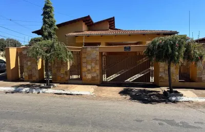 Casa inhumas  casa de rua com 3 quarto(s) e 3 banheiro(s) à venda, 241.1 por r$ 1.300.000 no setor setor nipo brasileiro 2ª etapa	 in32081
