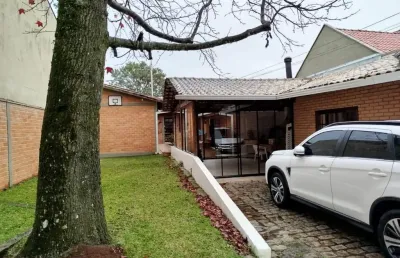 Casa com 2 quartos à venda na Rua Inácio Martins, 162, Xaxim, Curitiba
