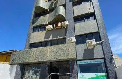 Sala comercial com 201 salas à venda na Avenida Octávio Mangabeira, 1683, Pituba, Salvador