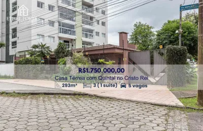 Casa térrea com quintal amplo de 293m² à venda no cristo rei
