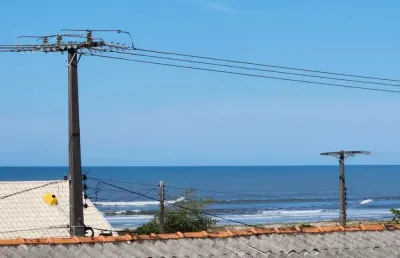 Cobertura nova a 50 metros do mar com amplo terraço e 3 dormitórios